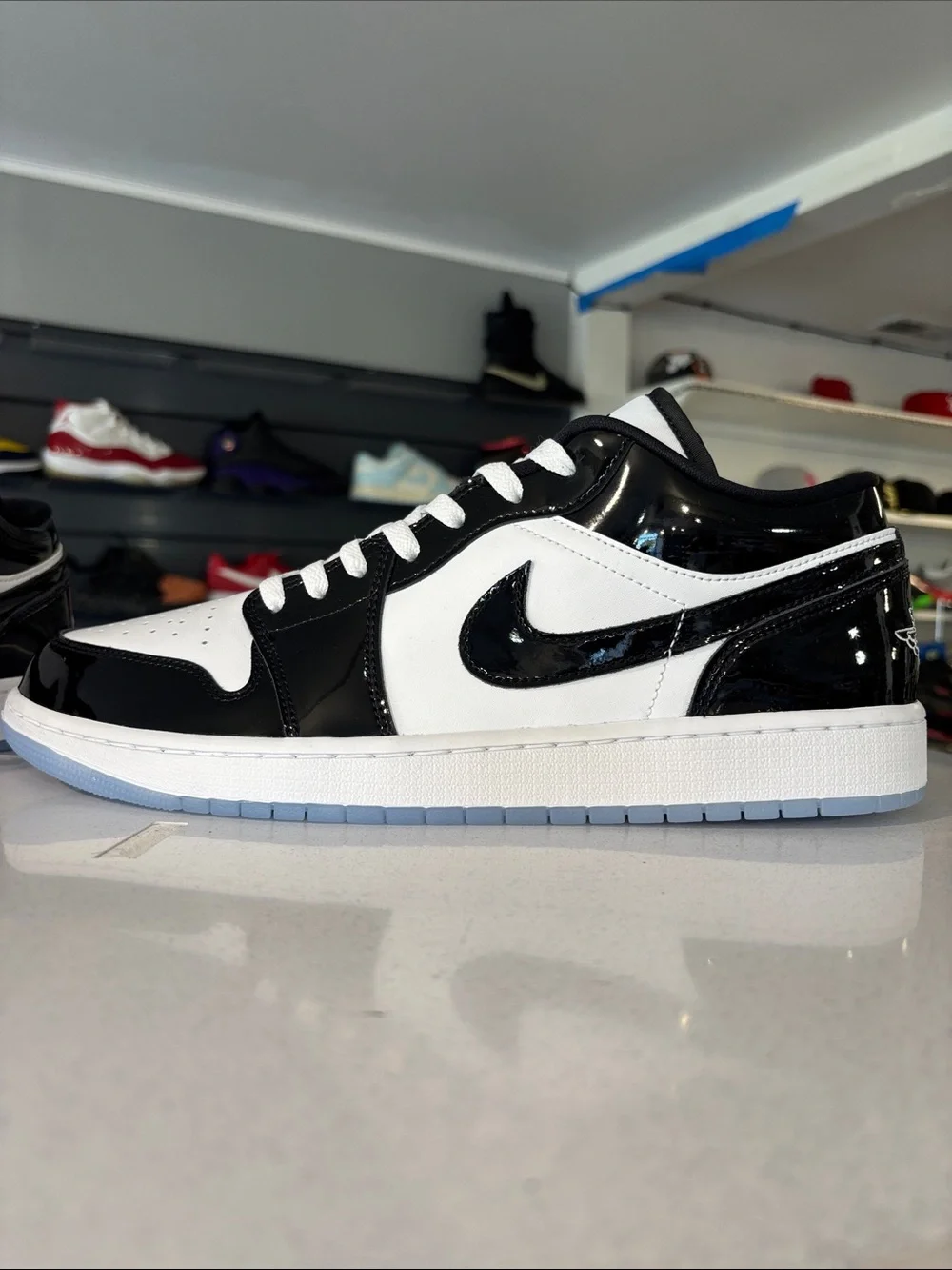 Nike Air Jordan 1 Low SE mens size 13